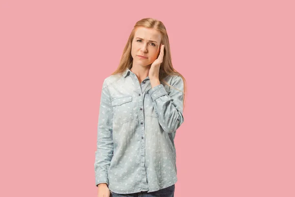 Woman Having Headache Isolated Pastel Background Businesswoman Standing Pain Isolated — Stock Photo, Image