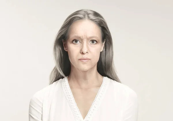 Portrait of senior woman — Stock Photo, Image