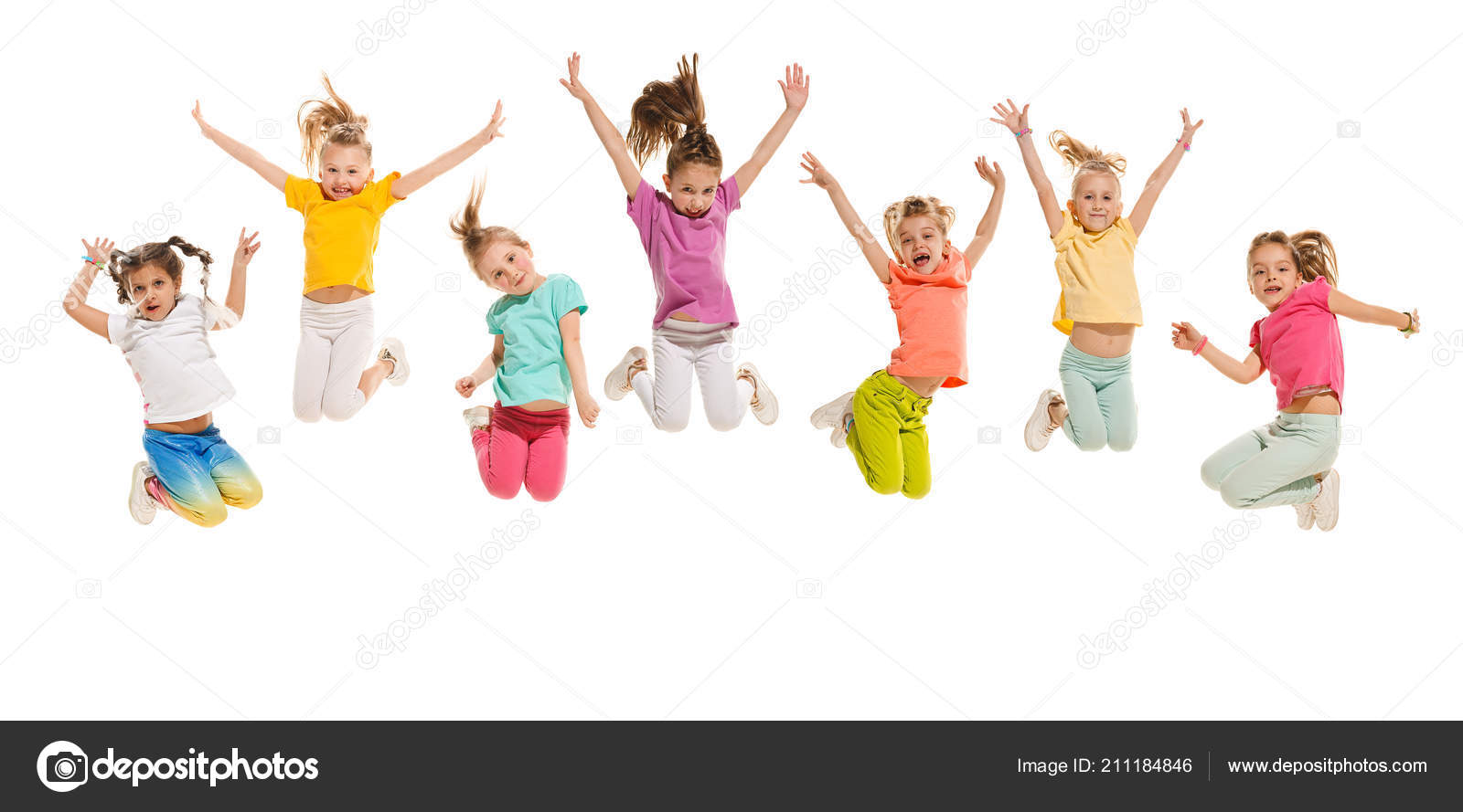 아이 댄스 스쿨, 발레, 힙합, 거리, 펑키, 현대 무용단 — 스톡 사진 © vova130555@gmail.com #211184846, image size:1600x889