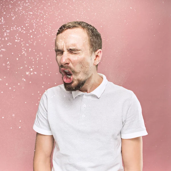 Jeune Homme Drôle Beau Avec Barbe Moustache Éternuant Avec Spray — Photo