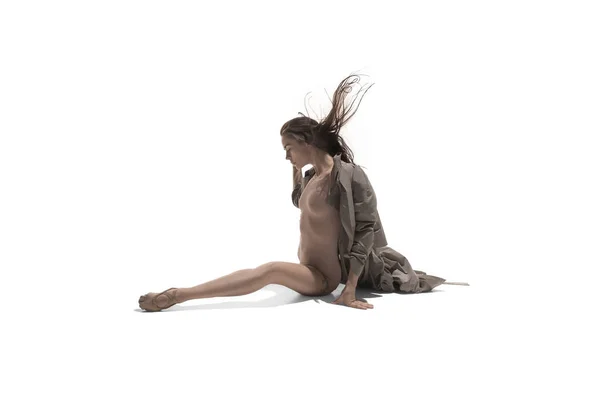 Bonito slim jovem feminino moderno jazz estilo contemporâneo bailarina de balé — Fotografia de Stock