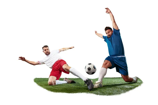 Football spelers aan te pakken voor de bal op witte achtergrond — Stockfoto
