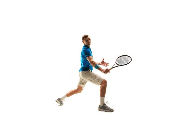 Egy kaukázusi Férfi játszik teniszező elszigetelt fehér background — Stock Fotó
