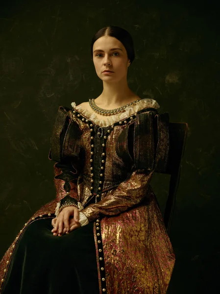 Porträt eines Mädchens in einem Retro-Prinzessinnen- oder Gräfinnenkleid — Stockfoto