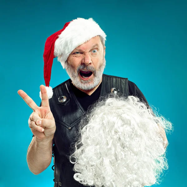 Portrait d'homme en costume de Père Noël — Photo