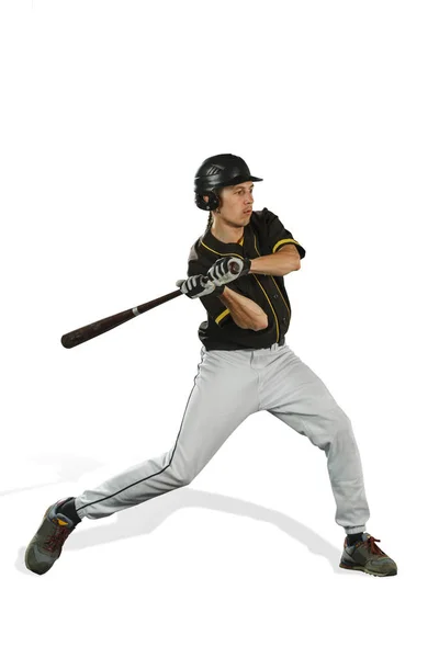 Um jogador caucasiano de beisebol jogando em estúdio — Fotografia de Stock