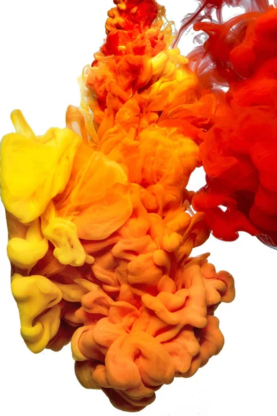 Abstrakt geformt durch Farbauflösung im Wasser — Stockfoto