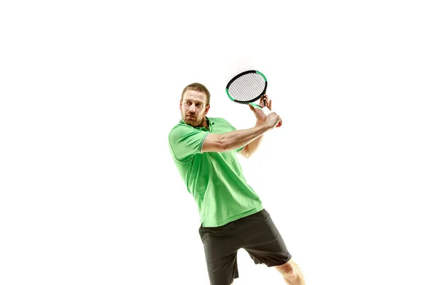 Kavkazské člověk hrající tenistka izolovaných na bílém pozadí — Stock fotografie