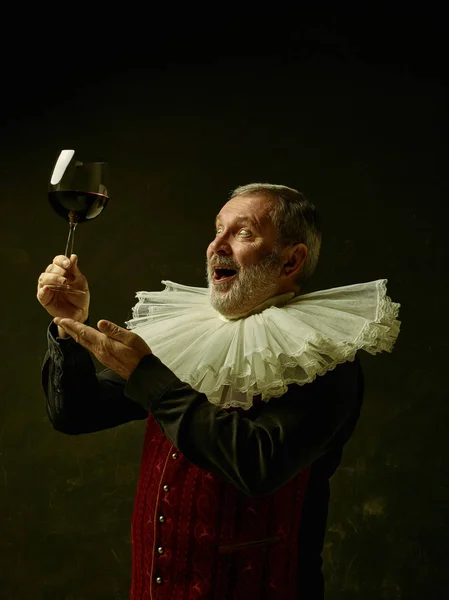 Retrato oficial do governador histórico da era dourada. Estúdio tiro contra a parede escura . — Fotografia de Stock