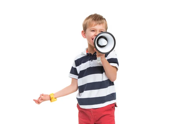 Lilla söta unge pojke håller i handen och talar i elektroniska grå MegaFon — Stockfoto