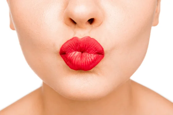 Labios sexys. Detalle de maquillaje labial rojo belleza. Hermoso maquillaje de cerca. Boca abierta sensual. Yo... — Foto de Stock