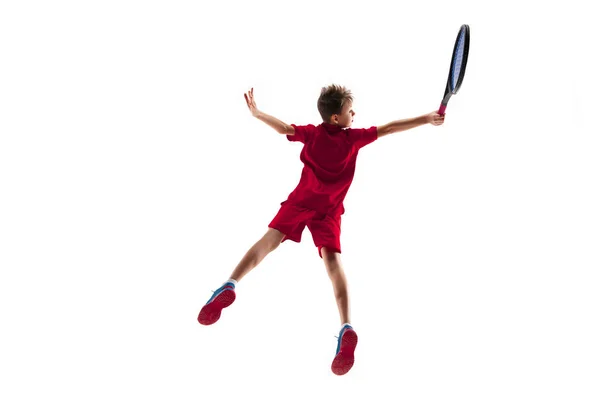 Jovem tenista isolado em branco — Fotografia de Stock
