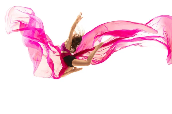 Bailarina. Jovem dançarina de balé graciosa dançando sobre estúdio branco. Beleza de balé clássico . — Fotografia de Stock