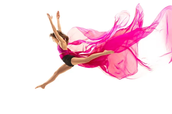 Bailarina. Jovem dançarina de balé graciosa dançando sobre estúdio branco. Beleza de balé clássico . — Fotografia de Stock