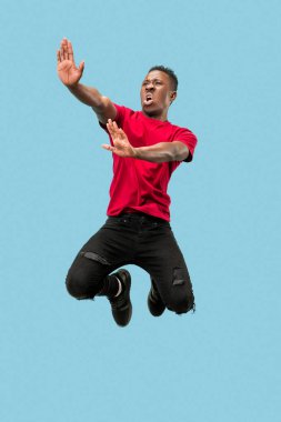 Reddet, ret, şüphe kavramı.