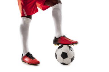 beyaz izole futbol oyuncu yakın çekim bacaklar
