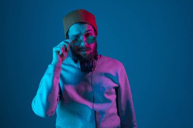 Onun favori müzik keyfi.