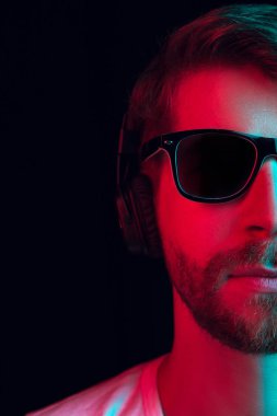 Onun favori müzik keyfi.