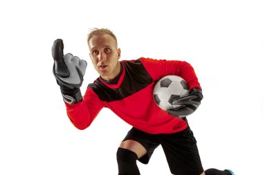 Beyaz arka plan üzerinde izole bir futbol oyuncu kaleci