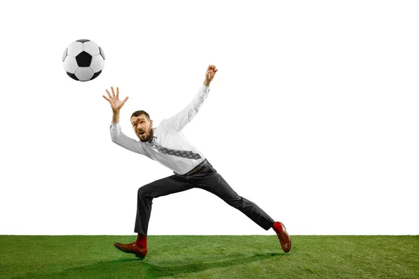 一个年轻商人在白色背景上孤立的足球的全长镜头 — 图库照片