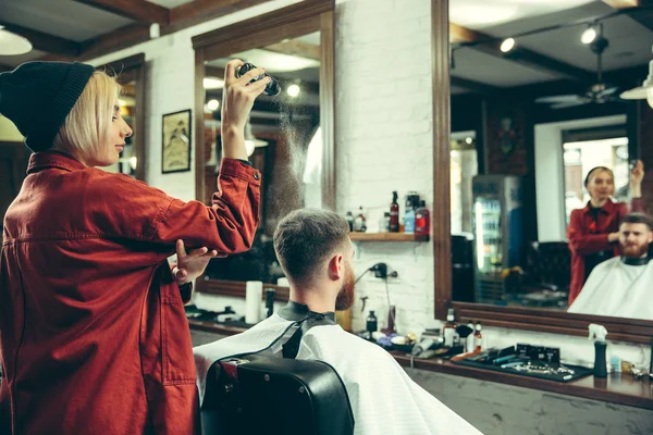 Client during beard shaving in barber shop — Stock Photo, Image