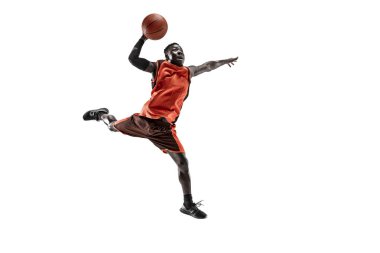 Bir basketbol oyuncusu topu ile tam uzunlukta portresi
