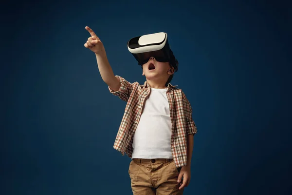 Child with virtual reality headset