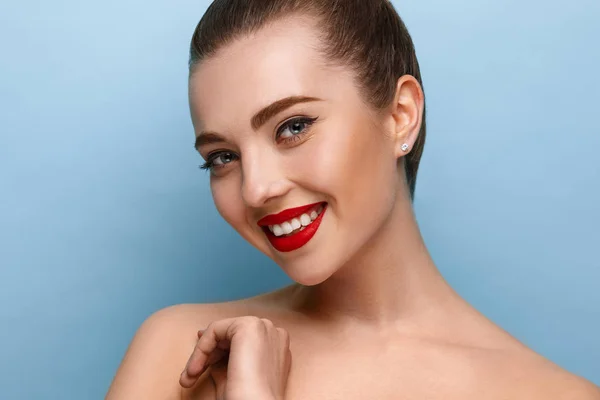 Beautiful girl face, ideal skin — Stock Photo, Image