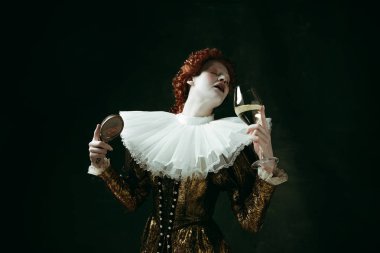 Bir düşes olarak Ortaçağ genç kadın