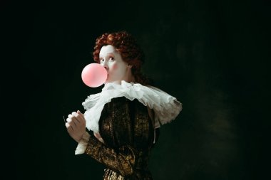 Bir düşes olarak Ortaçağ genç kadın