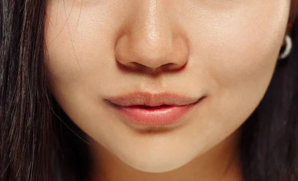 Korean young woman's close up portrait — Stock Photo, Image