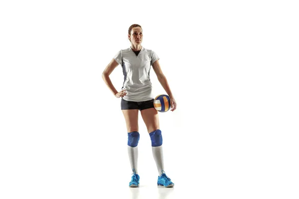 Ung kvinnlig volleybollspelare isolerad på vit Studio bakgrund — Stockfoto