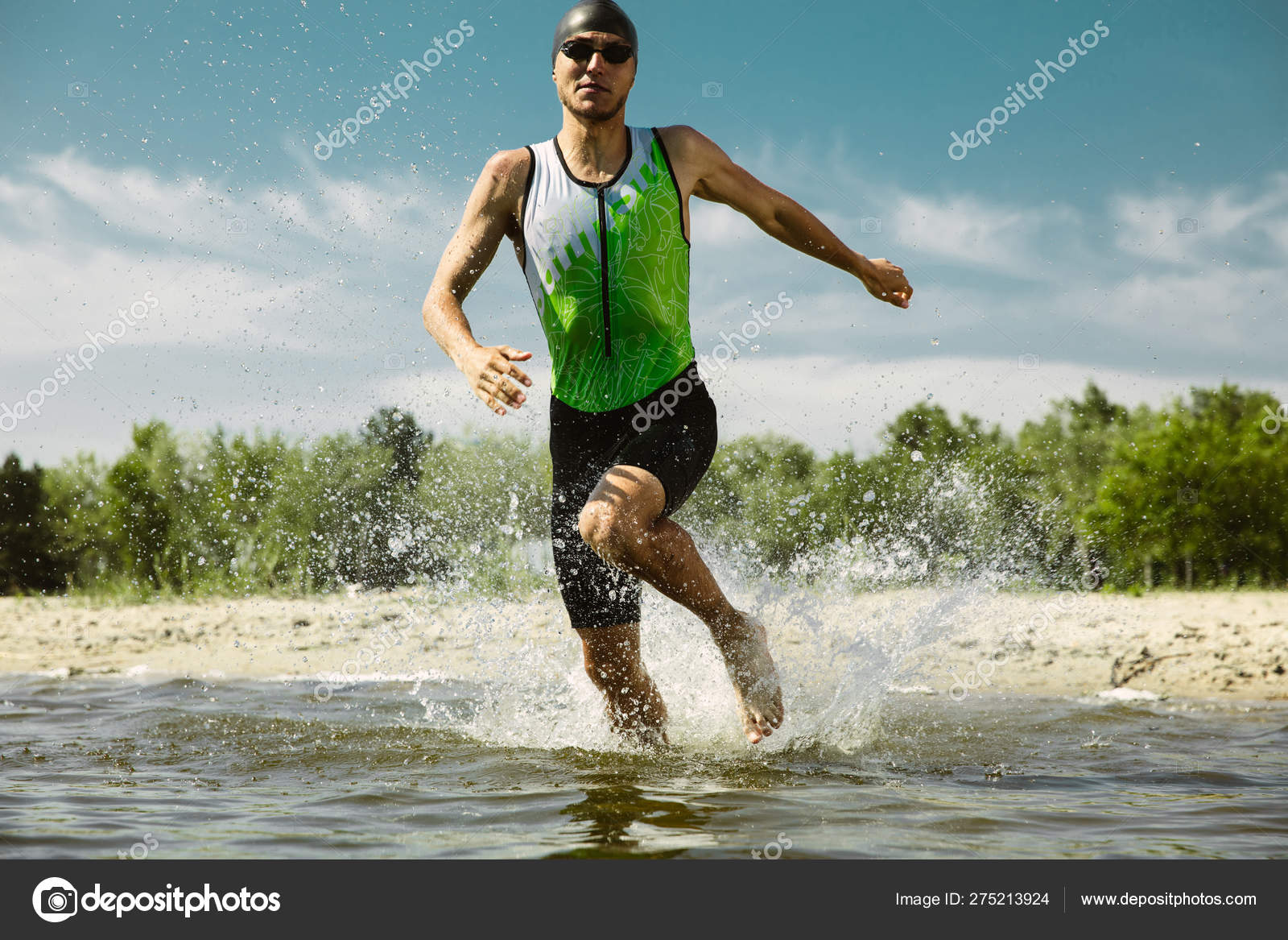 Professional triathlete swimming in rivers open water — Stock