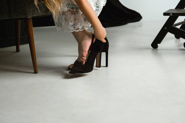 Взаимодействие детей со взрослым миром
