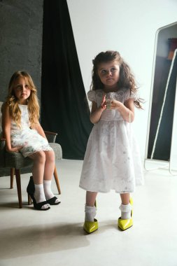 Çocukların yetişkin dünyası ile etkileşimi