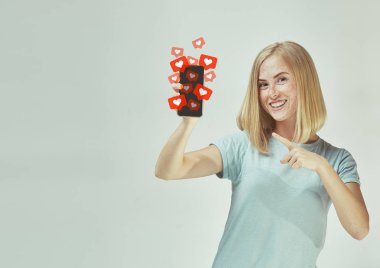 Cep telefonunda sosyal medya etkileşimleri