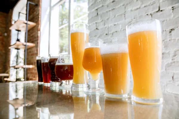 Bira farklı türde Gözlük, oktoberfest için zaman