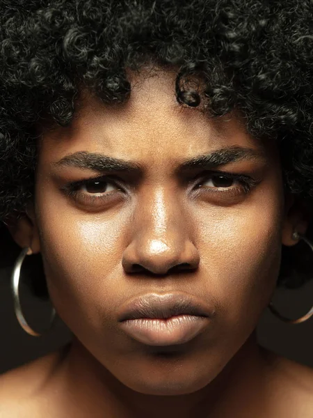 Close up portrait of young african-american emotional girl — Stock Photo, Image