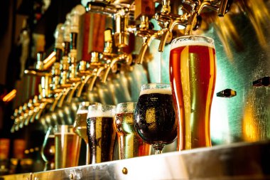 Bira farklı türde Gözlük, oktoberfest için zaman
