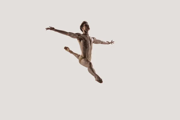 Moderne balletdanser. Hedendaagse kunst ballet. Jonge flexibele atletische man. — Stockfoto