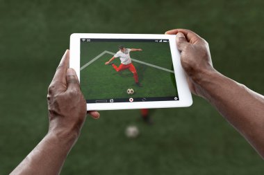 Tablet izleme sporu, çevrimiçi çeviri, şampiyonluk yayını
