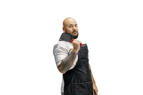 Retrato de un cocinero varón, carnicero aislado sobre un fondo blanco de estudio — Foto de Stock