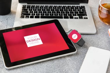 Reklam için kopyalama alanı olan aygıtlar veya aygıtlar - modelleme, dijital konsept