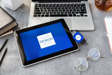 Reklam için kopyalama alanı olan aygıtlar veya aygıtlar - modelleme, dijital konsept