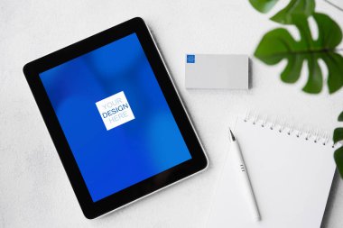 Reklam için kopyalama alanı olan aygıtlar veya aygıtlar - modelleme, dijital konsept