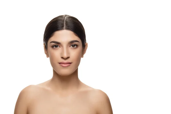 Portrait of beautiful jewish woman isolated on white studio background. Beauty, fashion, skincare, cosmetics concept. — Stock Photo, Image