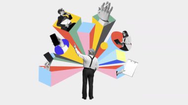 Şablon. Geometrik projeksiyonlar vasıtasıyla bağımsız çalışanların dijital görev ağını yöneten kıdemli adam ve yönetici. Modern dış kaynak kullanımı, verimlilik ve küresel koordinasyon kavramı.