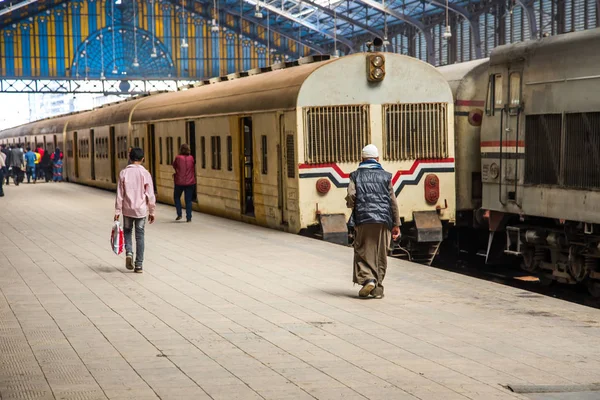 Mısır, Alexandria - Tren Tren İstasyonu 