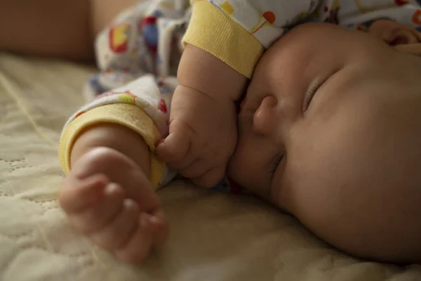 Süßer Traum Von Einem Kleinen Kind — Stockfoto