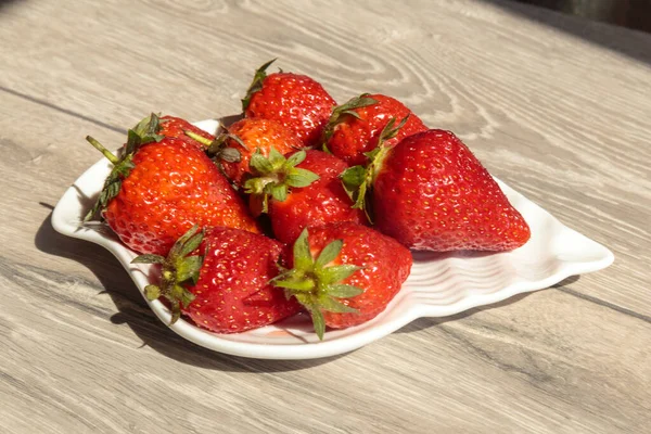 Fraise Douce Mûre Dans Bol Concept Petit Déjeuner Végétalien — Photo